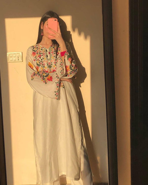 Beautiful Top And Bottom With Thread Embroidery Work
