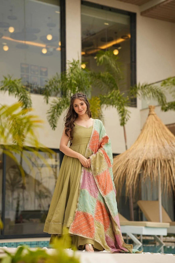Party Wear Look Beautiful Gown-Bottom And Dupatta