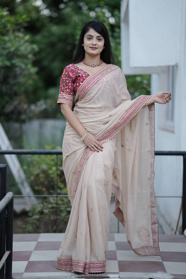 Designer Saree With Beautiful Zari Thread & Sequence Work
